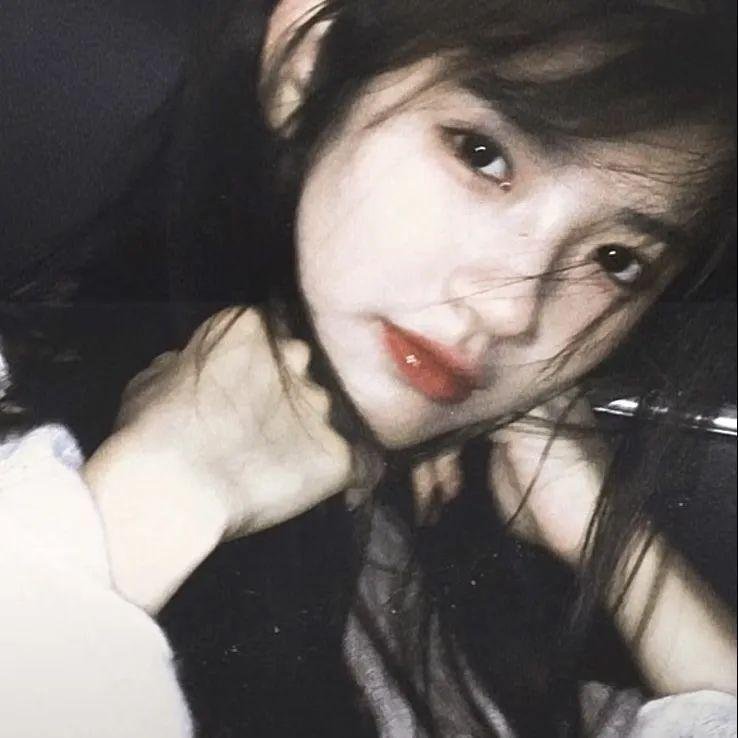 生活艰难所以快乐